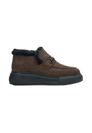 Winter boots - brown