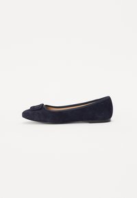 Baleriinad - dark blue