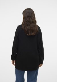 Vero Moda Curve VMCFILUCA LS V-NCK LONG GA CUR NOOS - Jumper - black