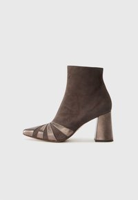 Chie Mihara LUDRIK - Bottines à talons hauts - pak iron/granito