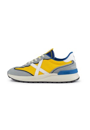 DYNAMIX - Baskets basses - yellow
