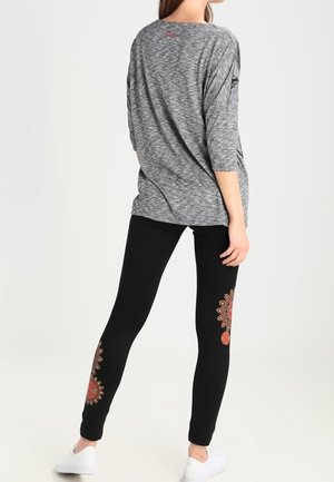 Pullover - grey
