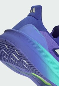 adidas Performance ULTRABOOST 5 - Zapatillas running asfalto - lucid blue metalic flash aqua