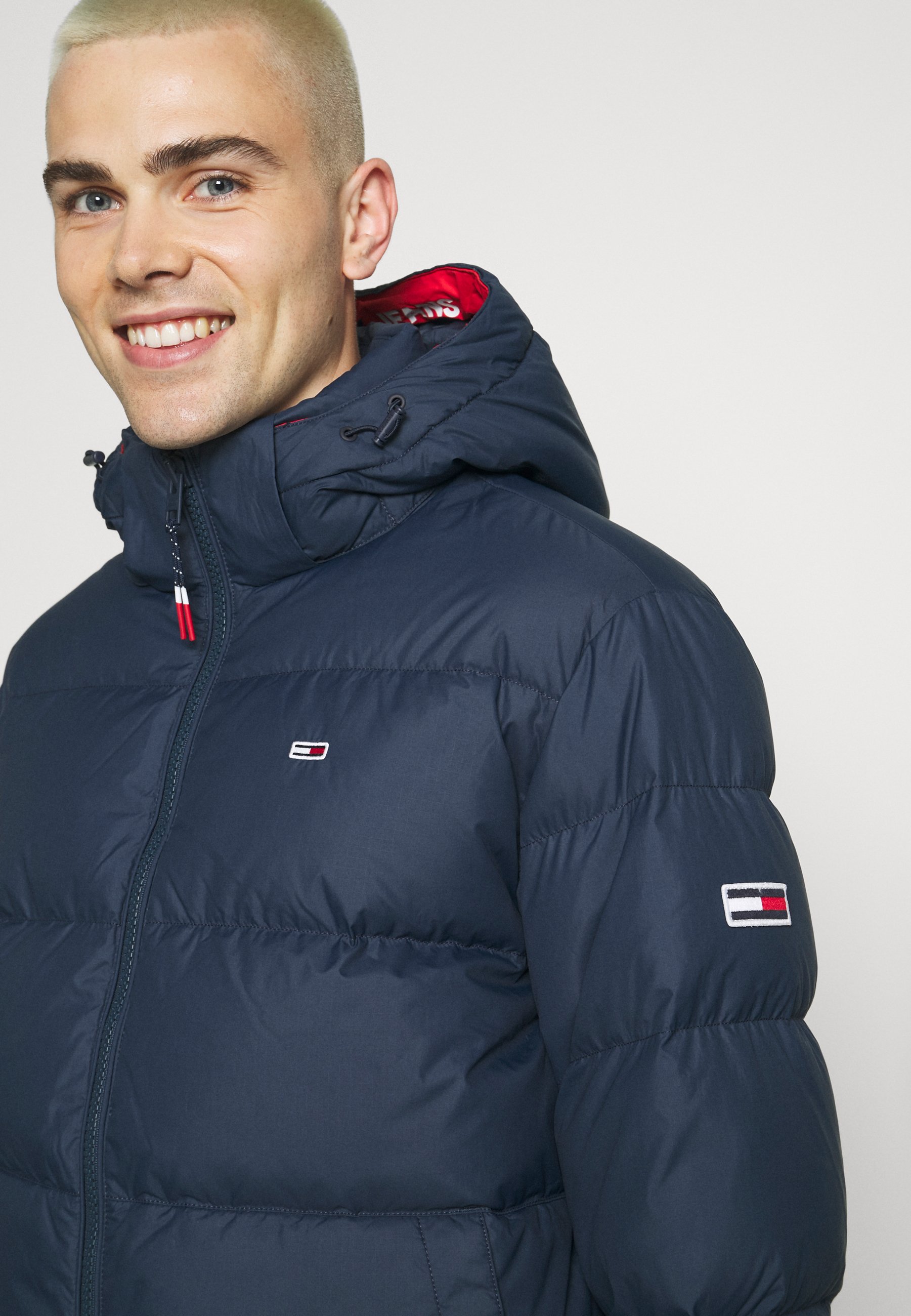 هدنة
دير
الذئب
tommy jeans herren essential down langarm jacke هدنة
دير
الذئب
tommy jeans herren essential down langarm jacke