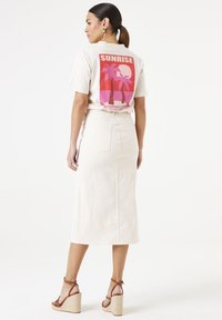 Garcia Camiseta estampada - whitecap