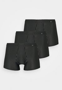 Verpakking van drie zwarte boxershorts met witte verticale strepen, voorzien van een logo-label en een elastische tailleband voor comfort.