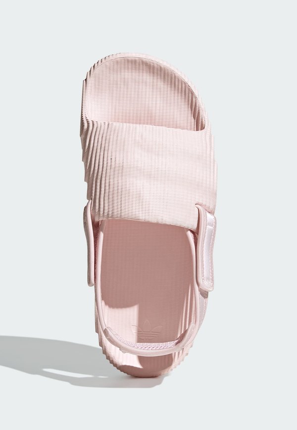 ADILETTE 22 XLG - Sandals4