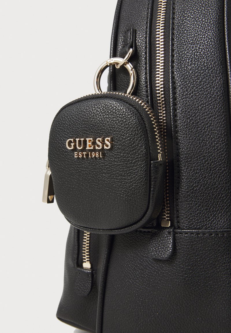 GUESS Power Play Tech Backpack L - Zaino Nero Capiente Per Università E Scuola, Con Scomparti Organizzativi