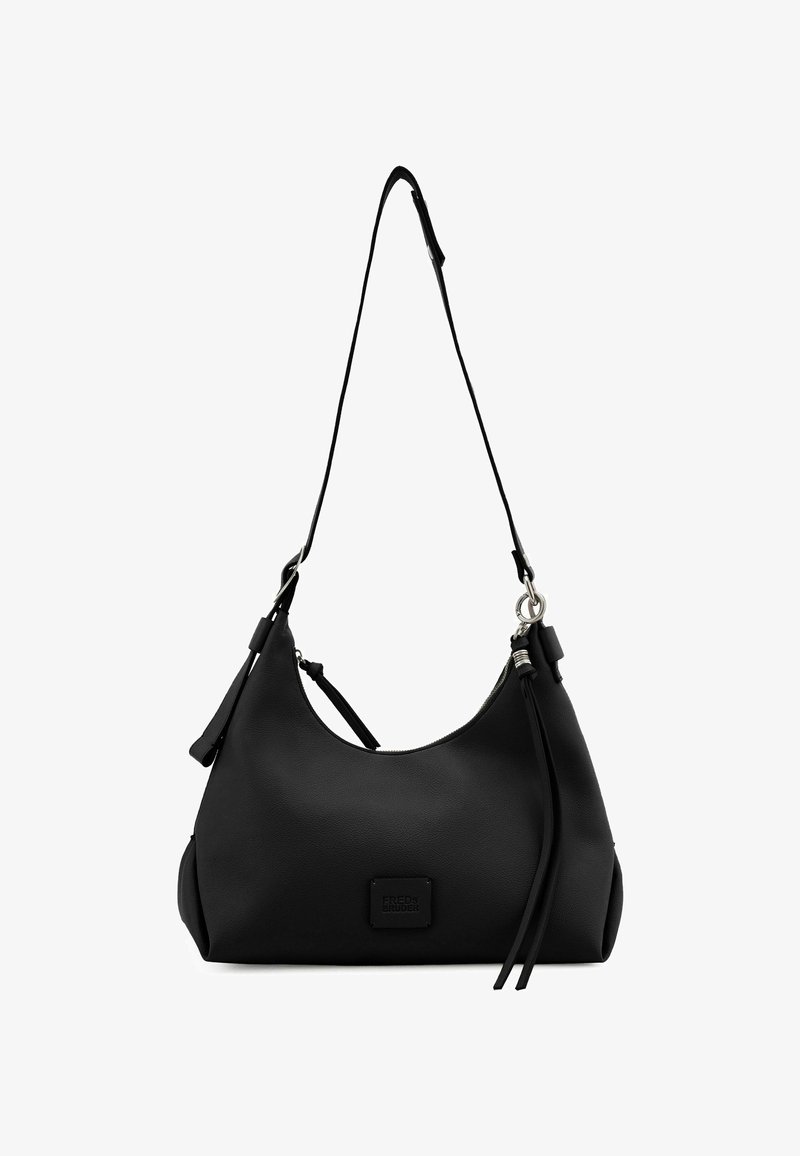 Borsa a tracolla in pelle nera con design curvato, chiusura con zip, tracolla regolabile e nappine decorative. Presenta un logo del brand in evidenza.