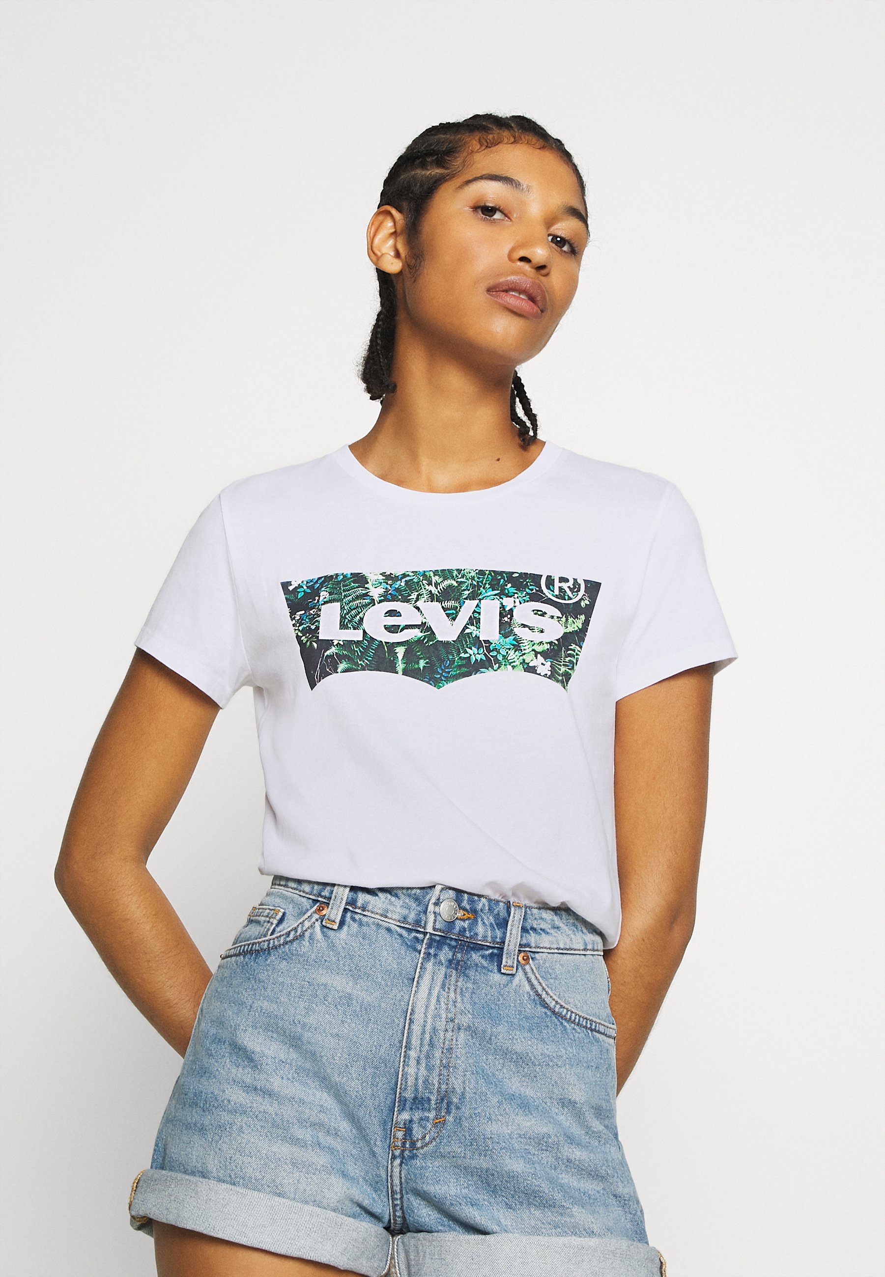 الثعلب غير آمن بموجب القانون zalando levis t shirt - sholaforests.org