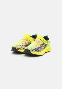 ASICS GEL NOOSA TRI 16 UNISEX - Silniční běžecké boty - safety yellow/black