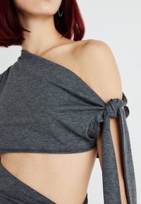 Jaded London DOUBLE KNOTTED - Triko s potiskem - grey