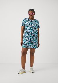 ONLY Carmakoma CARLUX LIFE DRESS - Vardagsklänning - crystal blue