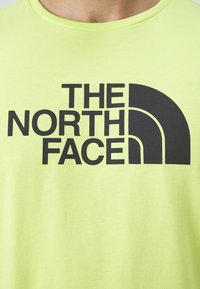 The North Face Triko s potiskem - neon green