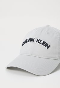 Calvin Klein Jeans GRAPHIC LOGO UNISEX - Šiltovka - gray violet (legacy)