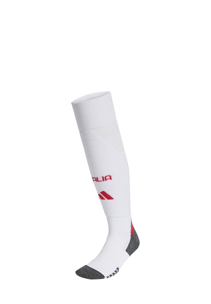 Medias de fútbol hasta la rodilla en blanco con detalles rojos, con el texto "ITALIA", refuerzo gris en el talón y la punta, y un ajuste cómodo.