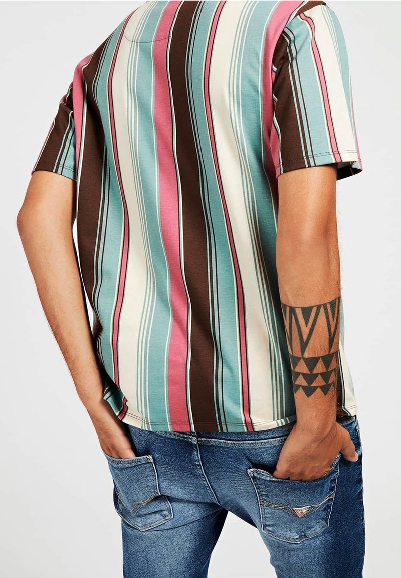 Guess T-shirt imprimé - light blue