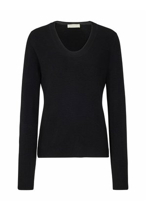 Czarny sweter z długim rękawem i okrągłym dekoltem, z teksturą prążkowaną i dopasowanym krojem wykonanym z miękkiego materiału.
