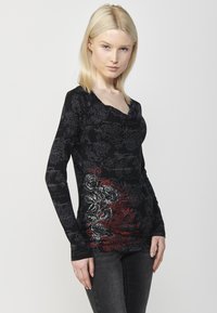 Koroshi Top s dlouhým rukávem - black