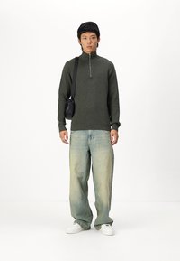 Jack & Jones PREMIUM JPRBLAMILANO HALF ZIP - Pulóver - peat