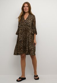 Kaffe KAHERA - Denní šaty - classic leopard