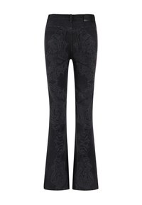 Schwarze, ausgestellte Jeans aus Denim mit detaillierten, lasergravierten Blumenmustern entlang der Beine und einem einfarbigen Bund mit einem Logo-Patch.