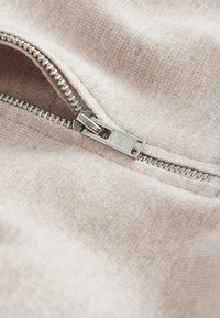 Next REGULAR FIT - Svetr - neutral
