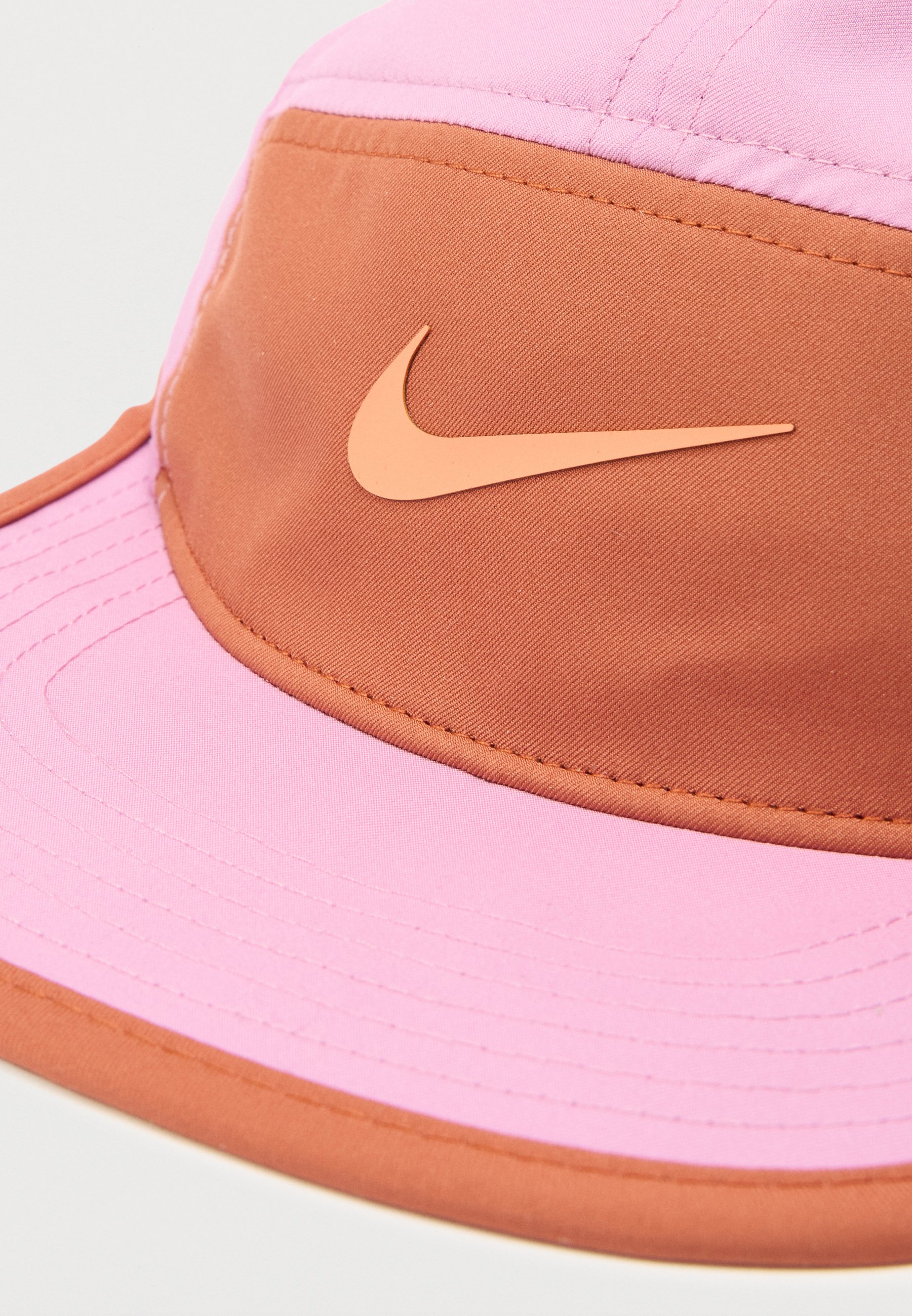 peach nike hat