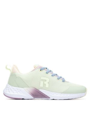 Zapato deportivo verde claro y rosa con cordones azules, suela blanca con talón texturizado y logo "R" en el lateral.