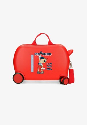 Maleta roja para niños con ruedas, asa y gráfico de Pinocho que dice "Mido esto" junto a una escala de medición de altura.
