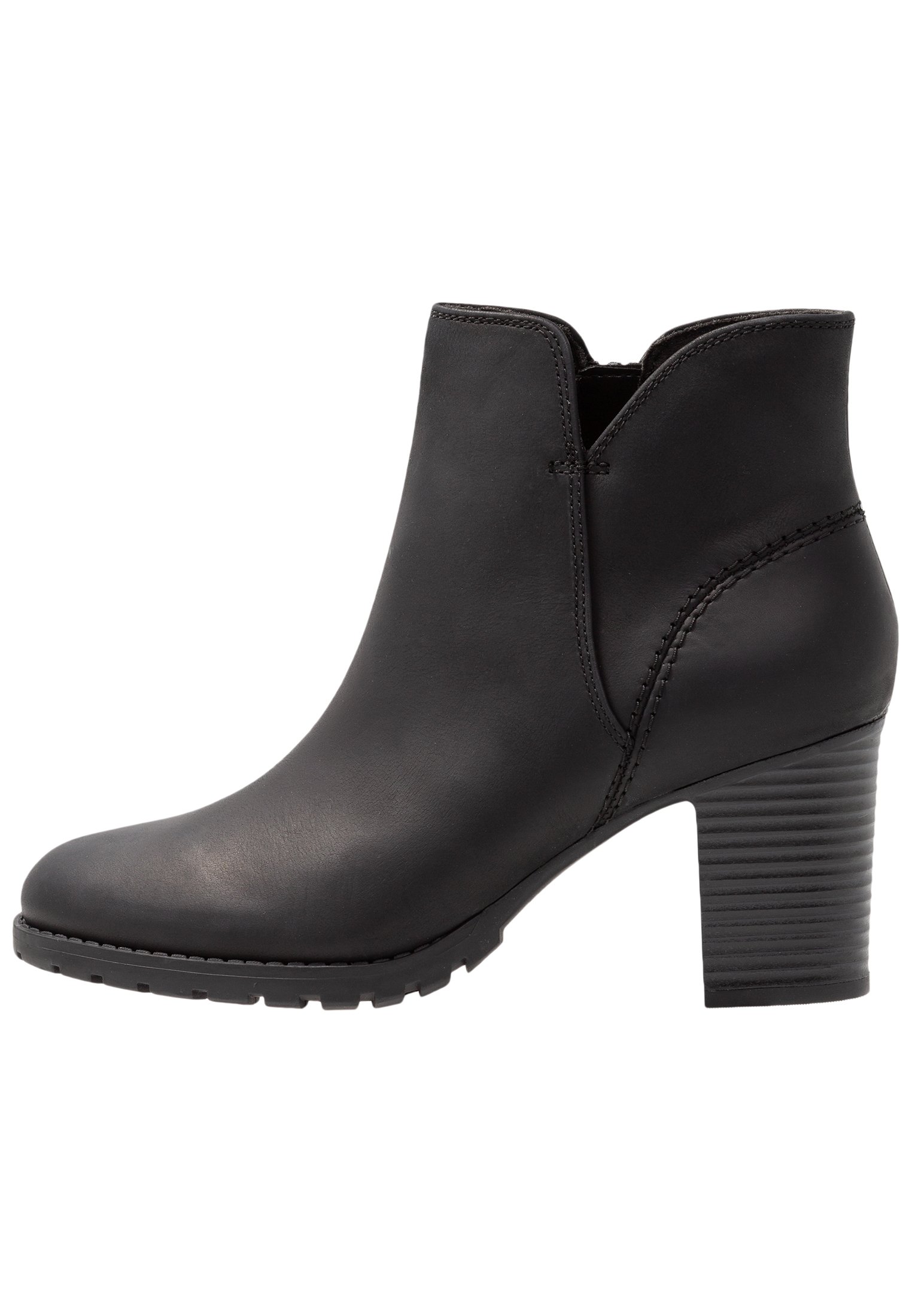 clarks trish chelsea boots