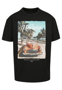 Mustriline must-kottidest t-särk, millel on vintage illustreerimine punasest autost ja palmipuudest, koos stiilse fondiga tekstidega "Kuba" ja "Havanna".