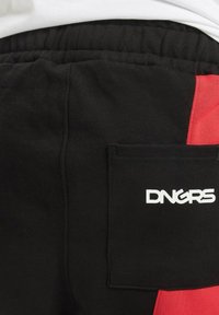 Dangerous DNGRS Treniņtērpa apakšdaļas - black red