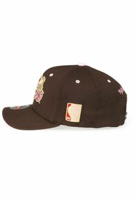 Mitchell & Ness STRETCH  SUGAR CHARLOTTE HORNETS - Cap - brown