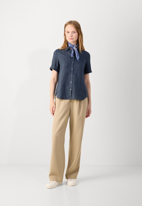 BLOUSE REGULAR FIT SHORT SLEEVE SOLID - Button-down blouse4