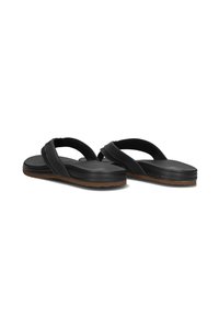 Zwarte flip-flops met een gestructureerde voetbed, dubbele kruisbanden en een bruine rubberen buitenzool. Lichtgewicht ontwerp voor casual gebruik.