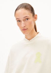 ARMEDANGELS BAMIKAA - T-Shirt print - undyed