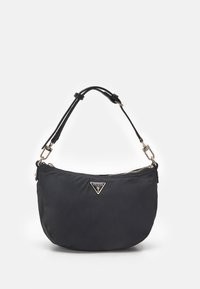 Sort nylon skuldertaske med en buet form, der har en lynlåslukning og et logo-plade. Den har en aftagelig læderrem og sølv hardware.