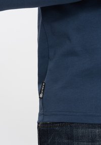 Unausgewählt, blue