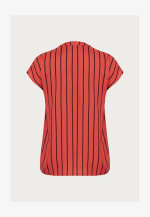 Rood T-shirt met korte mouwen en verticale marineblauwe strepen, gemaakt van zachte stof, met een ronde halslijn en een losse pasvorm.