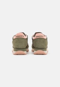 Saucony JAZZ ORIGINAL - Sneakers basse - olive/peach