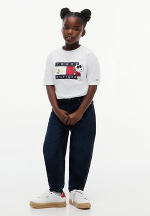 Tommy Hilfiger, PEANUTS GRAPHIC TEE SS UNISEX - Μπλουζάκι με στάμπα - white