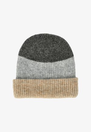 Strikket hue i grå og lysegrå striber, med en ribbet tanfarvet kant og blød tekstur. Rundet top og foldbar skygge design.