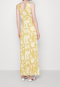 Anna Field Tall Maxi šaty - yellow