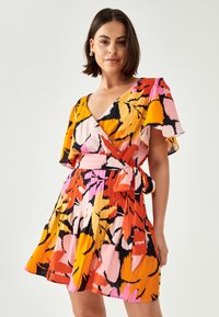 TUSSAH - TAMMARA - Day dress - scattered leaves Thumbnail Image 1