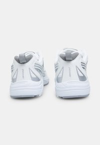 Bata POWER FORCE - Sneakers basse - argento