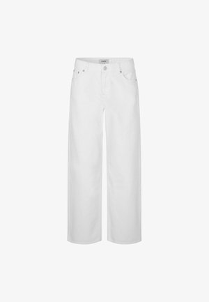 Jeans bianchi a gamba larga con bottone e cerniera frontale, passanti per cintura e design a cinque tasche.