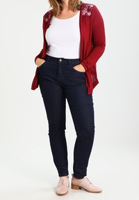 New Look Curves Kardigan