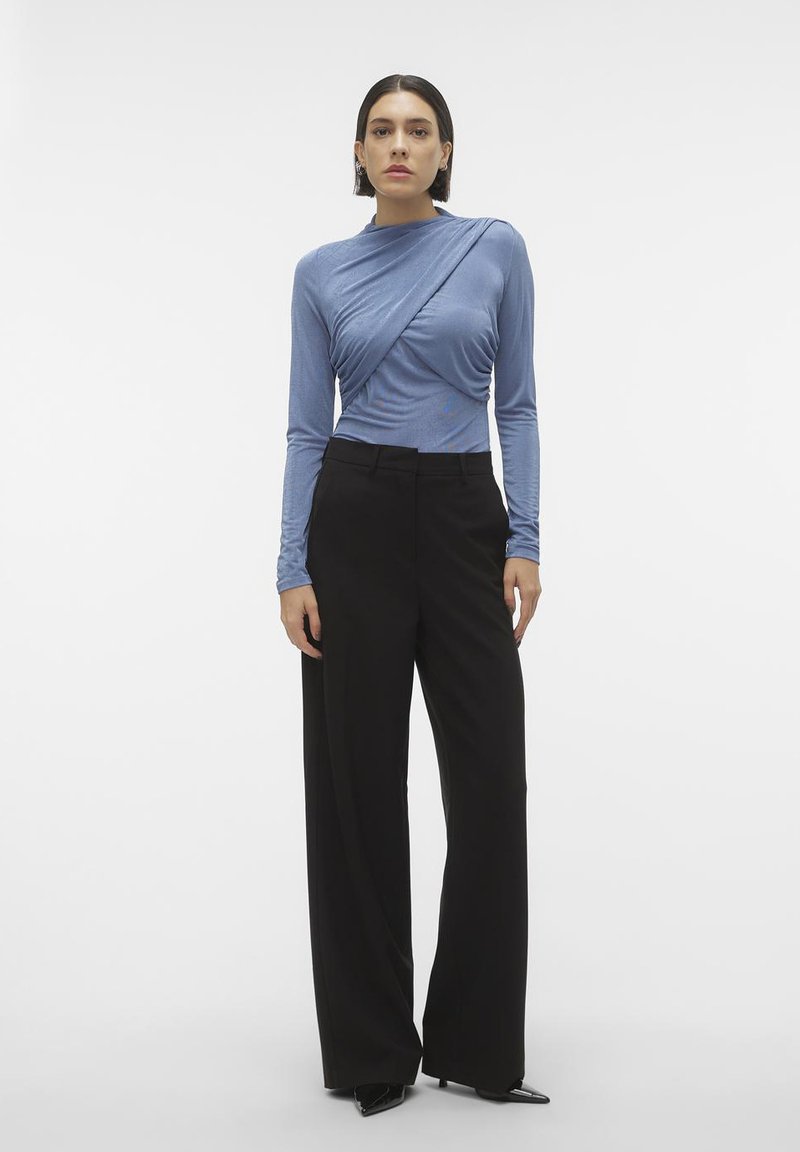 Vero Moda Longsleeve blauw Vero Moda Longsleeve blauw