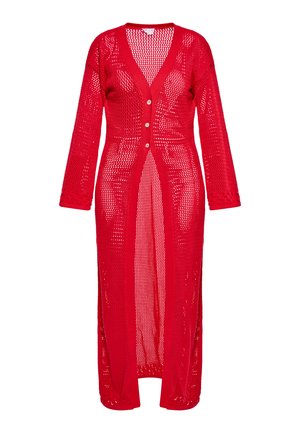 Rotes, langärmliges, offenes Strickjäckchen mit tiefem V-Ausschnitt, drei Knöpfen vorne und einem langen, fließenden Design.